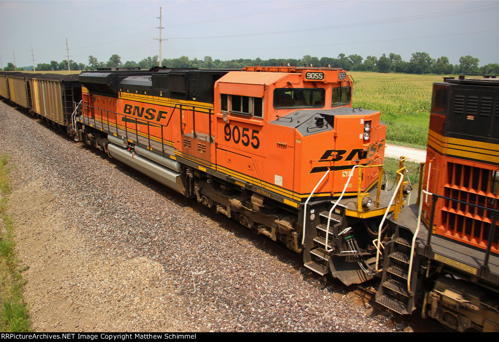 BNSF 9055